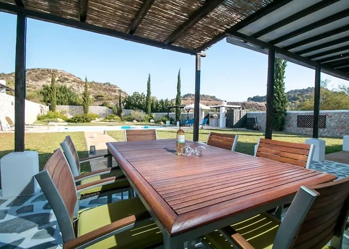 Olympos Ladiko Villa *