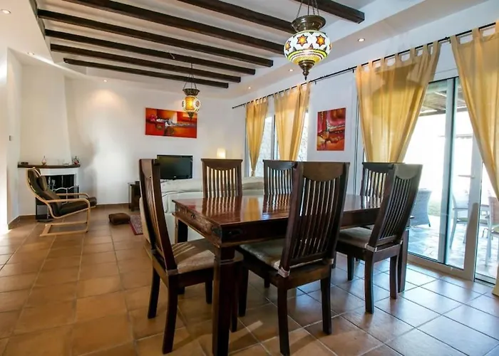 Olympos Ladiko Villa *